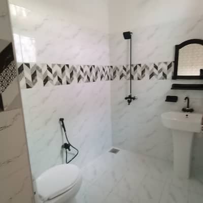 10 marla Office for rent