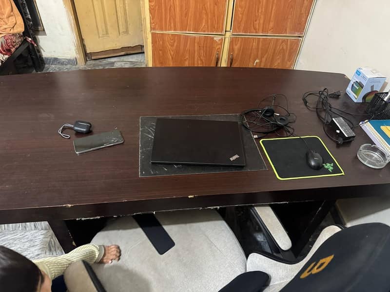 Executive Office Table 4