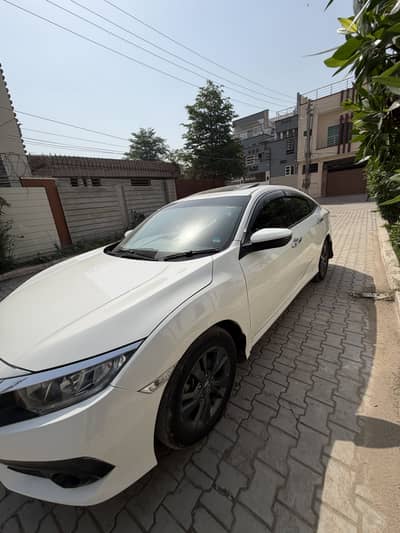 Honda civic Orial prosmatic 18/19 antique car.