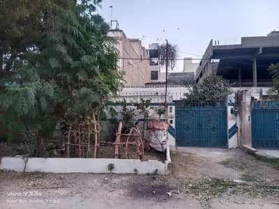 HOUSE FOR SALE 120 SQ YD RCC SEMI COMMERCIAL MAIN ROAD IN NORTH KARACHI