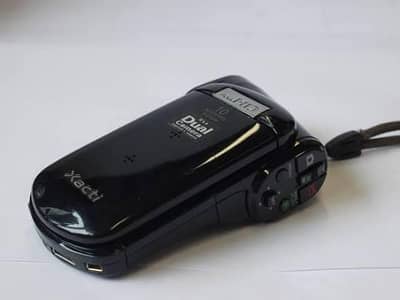 Sanyo XACTI 10MP Dual Camera Camcoder  1080 x 1920