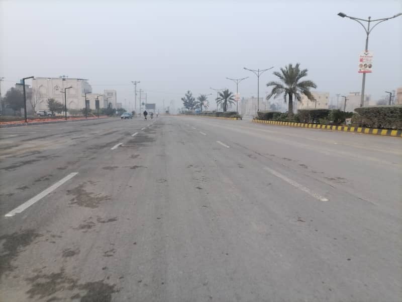 5 Marla Facing Park plot 5