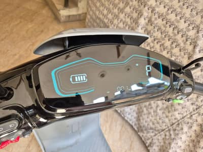 Ramza Mach Pro – Powerful & Stylish Electric Scooty (Brand New)