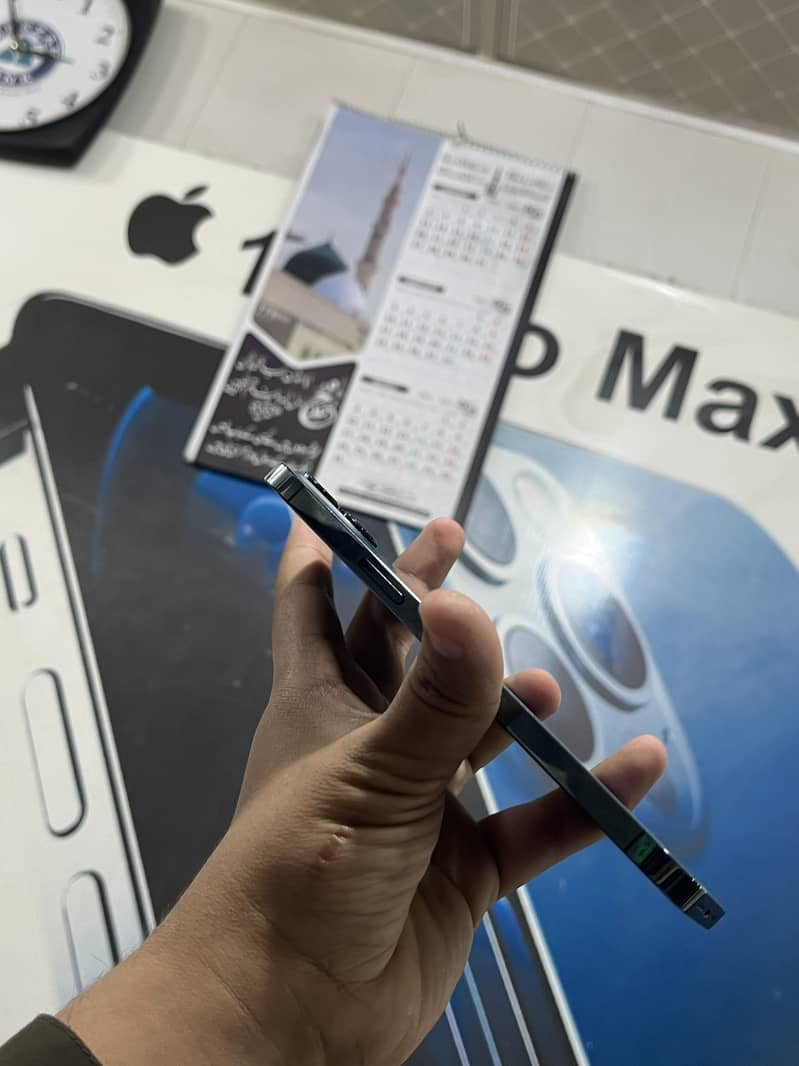 IPHONE 12 PRO MAX 5