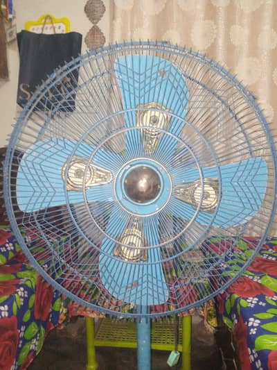 Pedestal Fan For Sale