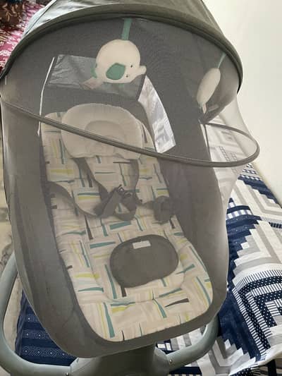 Baby electric swing