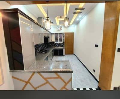 272sq yd 4 & 5 Bedroom DDL Luxury Villa FOR SALE. Only 4km from Main Entrance of BTK. Near GRAND MOSQUE, A-Plus Quality Construction.