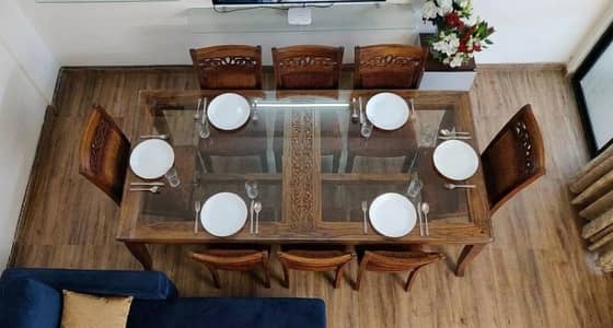 sheeshum wood 8 seater dining table