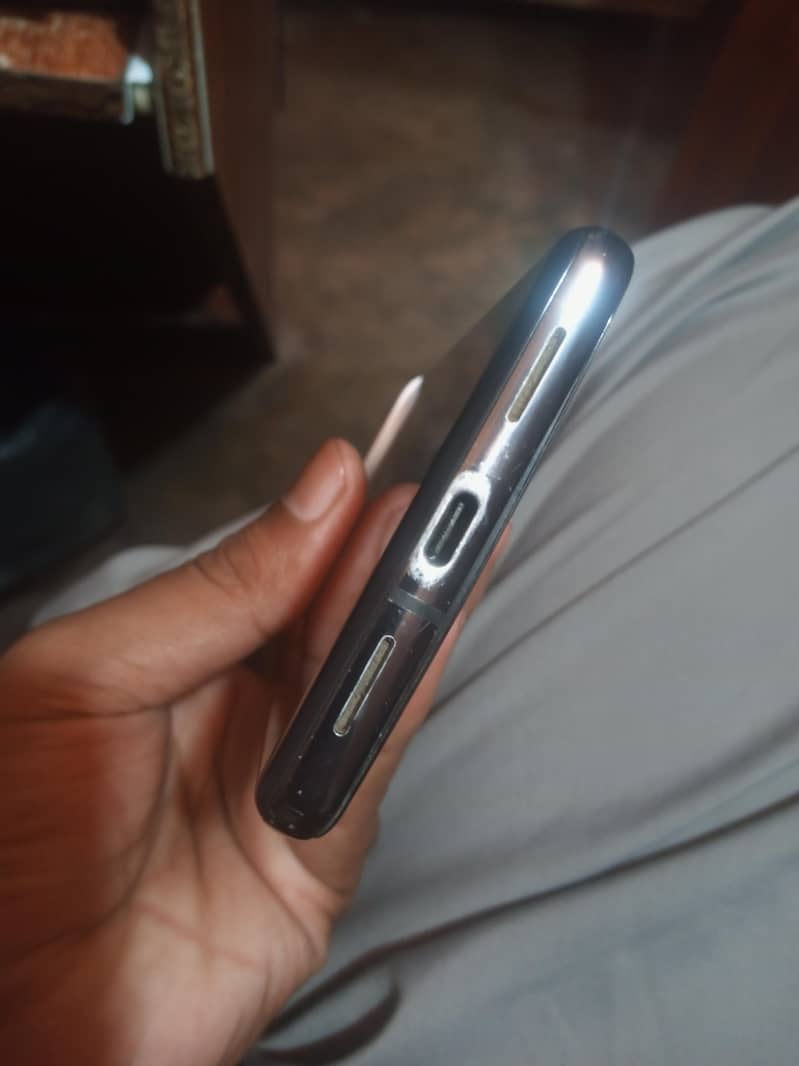 Google pixel 7 pro 4