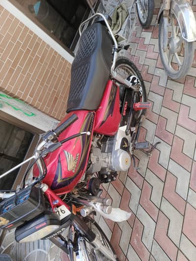 Honda 125. . . 17 model All Punjab registered 03217095886