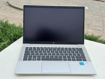 Hp Elitebook 830 g8 core i5 11th gen 16gb ram Touch Screen  10 by 10