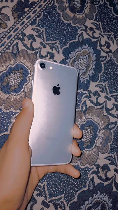 I Phone 7 water pack urgent sale