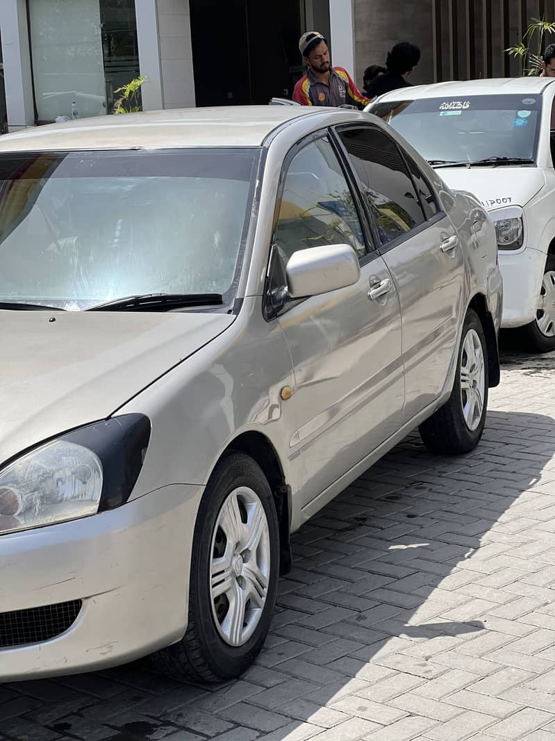 Lancer 1.3 GLX 2005 2