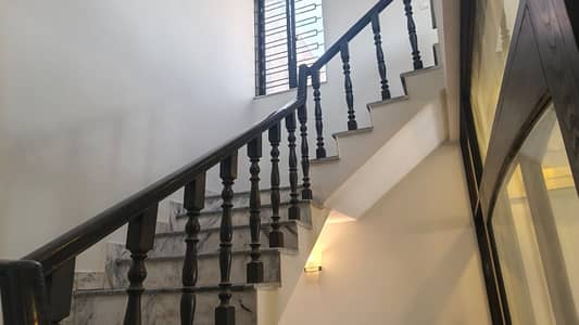 Upper portion for rent in i-8/3 Islamabad