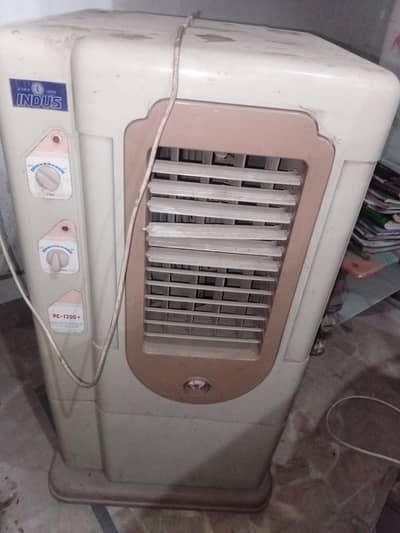 Air water cooler