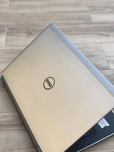 dell latitude e7440, i5 4th gen, 8gb ram, 128ssd