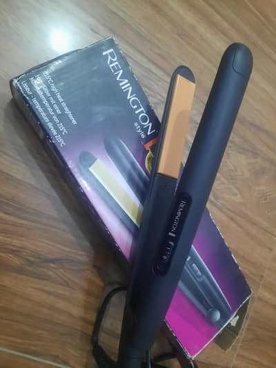 Remington hair straightener