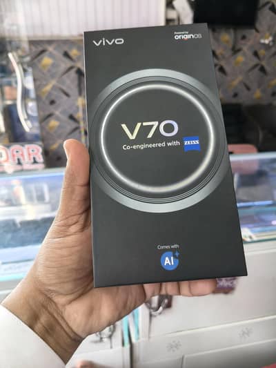 just box open full time warante  vivo V70 5g 512gb color Balak