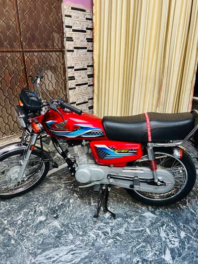 Honda 125 1st hand use h