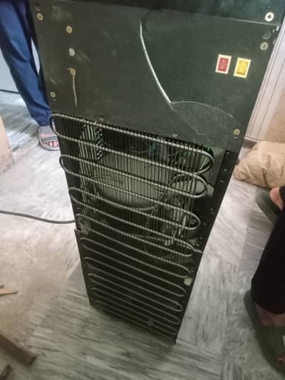 water dispenser General