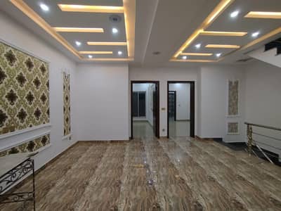 3 MARLA LUXURY TRIPLE FLOOR HOUSE FOR RENT IN PAK Y