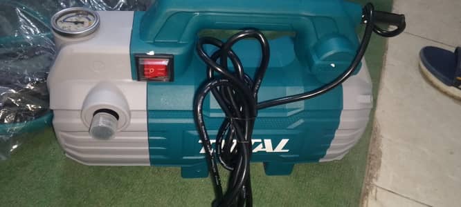 TOTAL One stop tools station