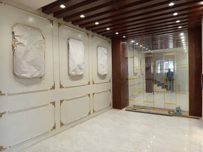 Flat Of 1410 Square Feet Available for sale In Scheme 33 - Sector 44