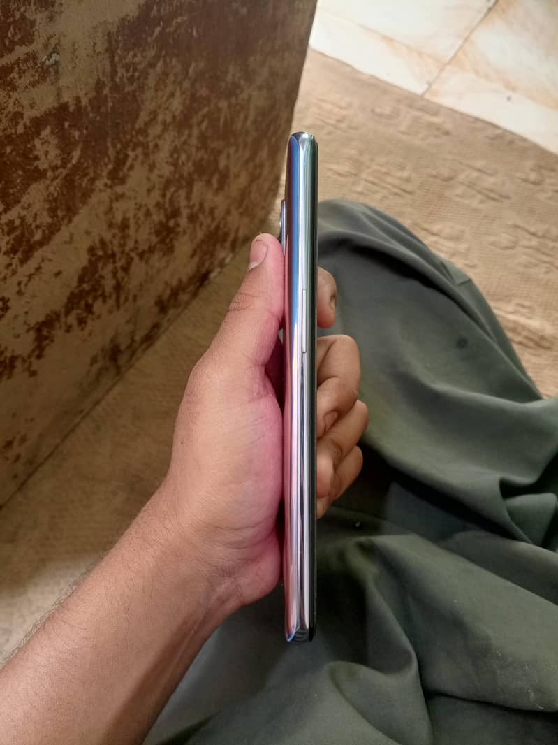 OnePlus 9 5g 3