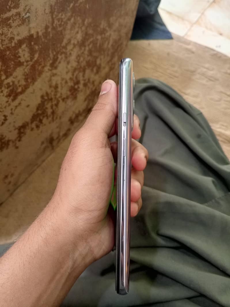 OnePlus 9 5g 5