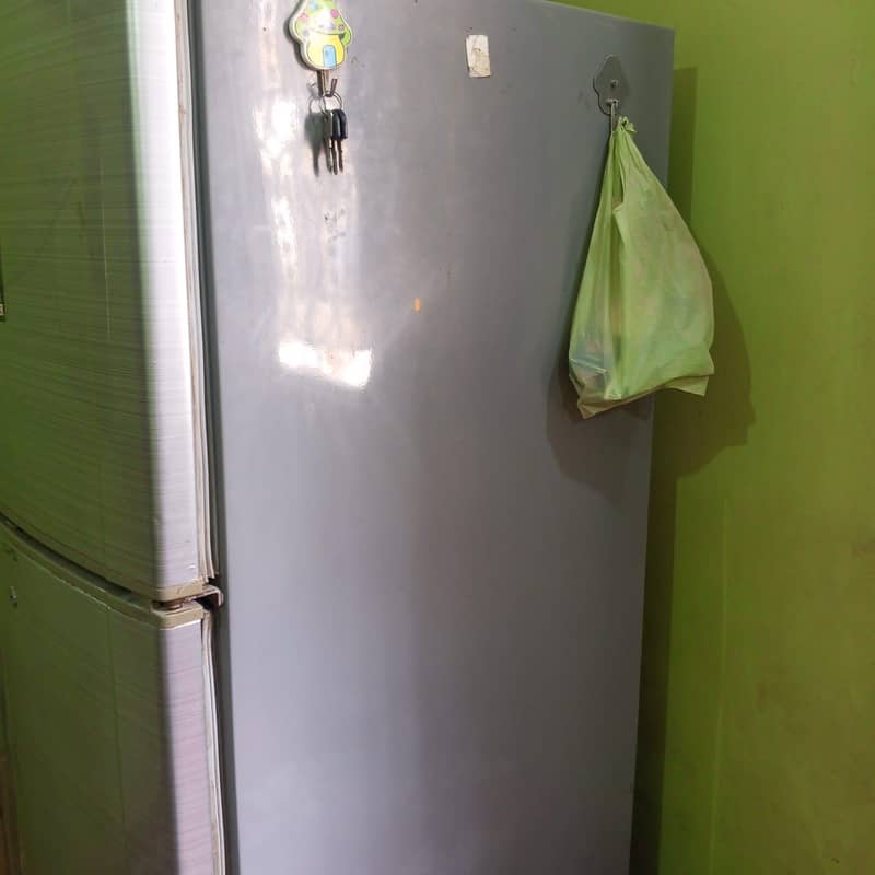 Dawnlance Refrigerator for Sale 5
