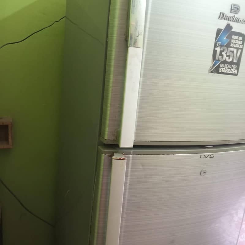 Dawnlance Refrigerator for Sale 7