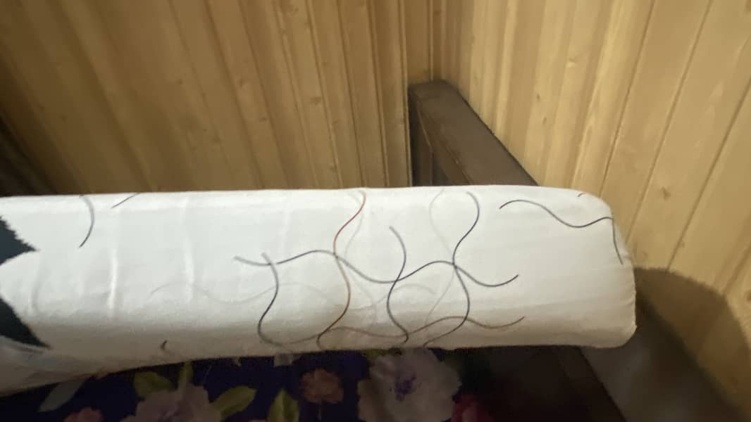 Single bed for house 2