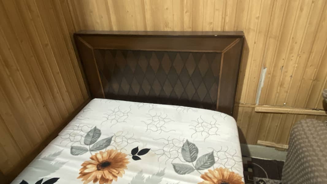 Single bed for house 1