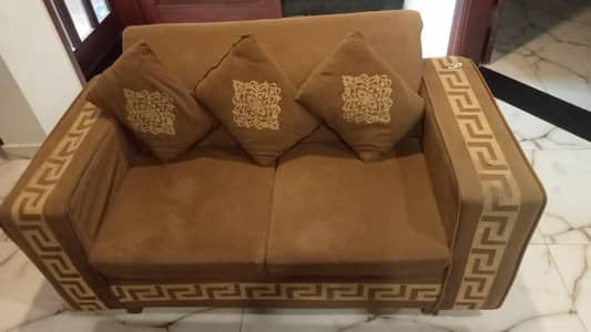 6 seter sofa best conditions