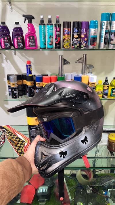 Pookie trail helmet