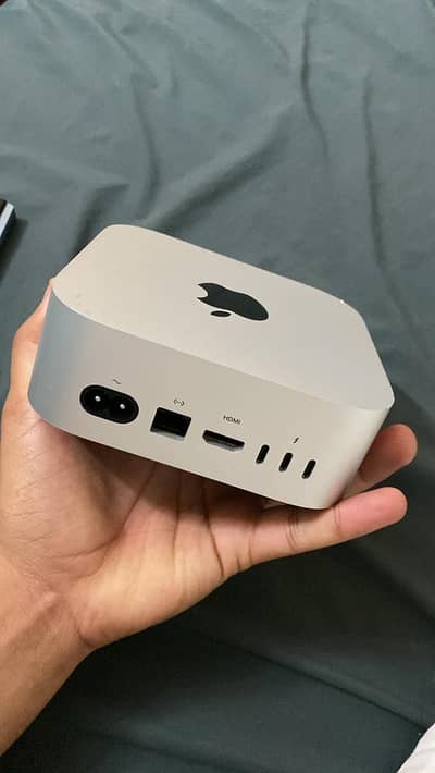 Mac mini M4