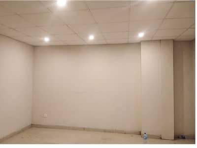 Area 350 Square Feet Available For Rent Corporate Office In Main Boulevard Road Gulberg 3 Lahore