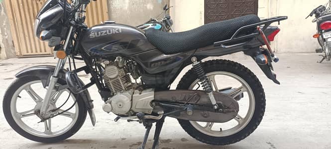 Suzuki GD 110 Black | Model 2022 | 30,000 KM | First Owner Bike GD 110