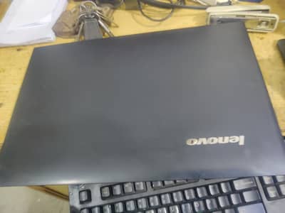 Lenovo 80EU i3/4rh, 8/320