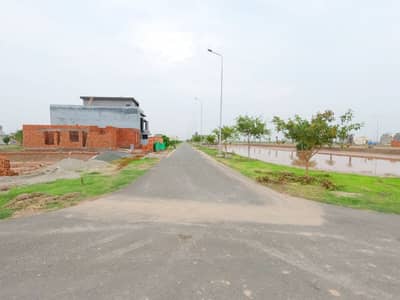 5 Marla Best Location Plot In Overseas Block Available For Sale