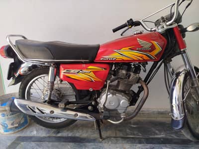 Honda CG125 for Sale in Lahore