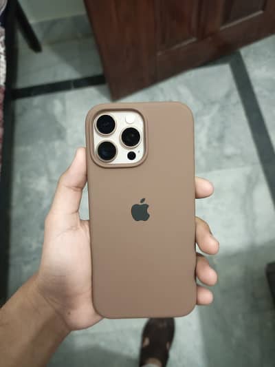 iPhone 16 pro max desert titanium