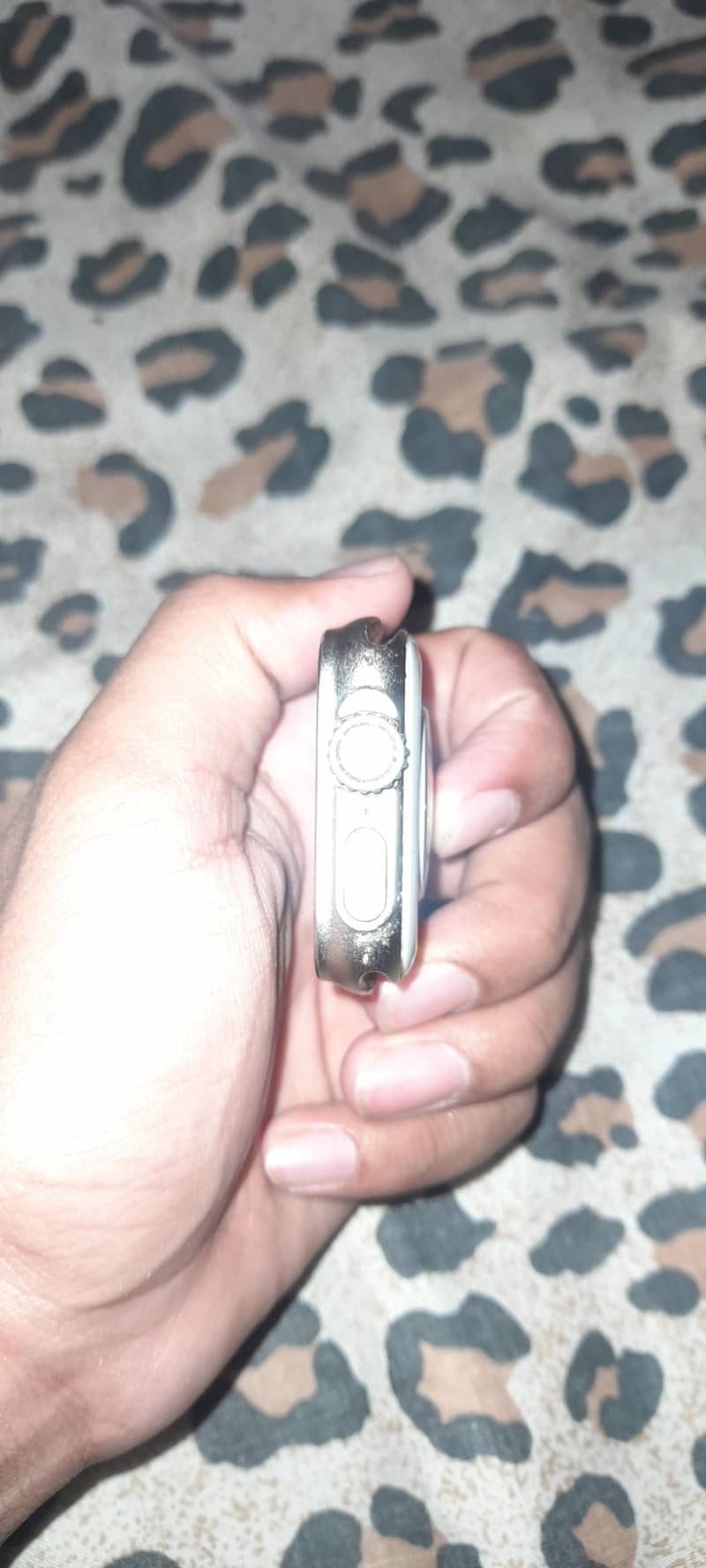 Good condition watch 6