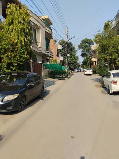 5 Marla Residential Upper Portion Available For Rent.