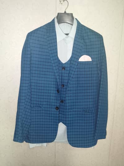 Pent coat Medium size