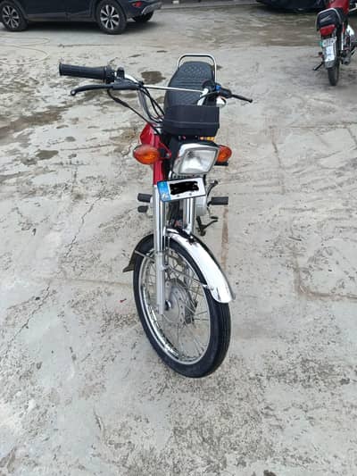 Honda 125 (Red) 2021