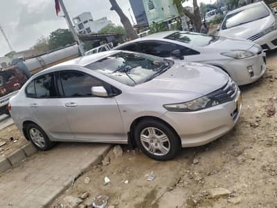 city in very good shape and condition