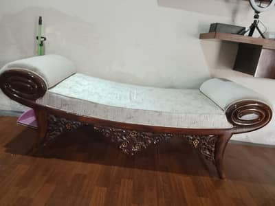 Rolled Arms Luxury Dewan Sofa