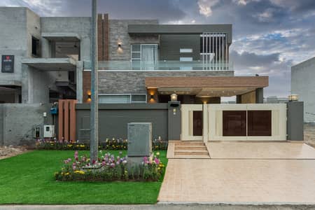 Slightly Used 10 Marla Luxury House for Sale in DHA Phase 5 Lahore | Prime Location