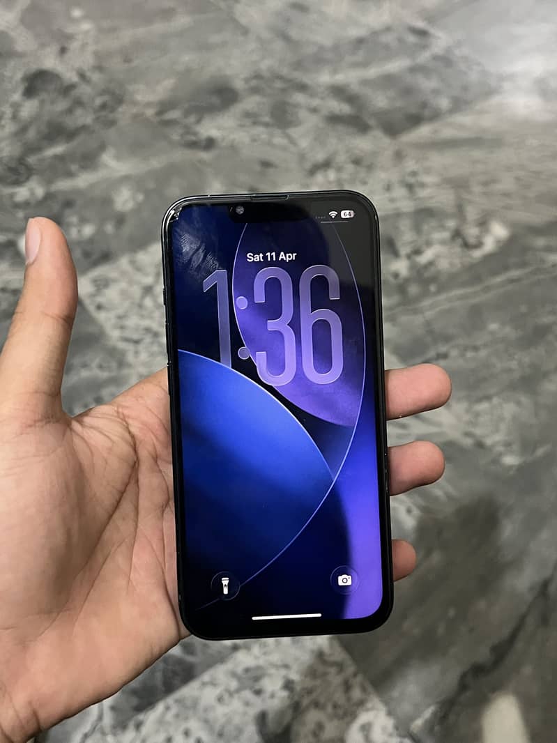 IPhone 13 Jv 0